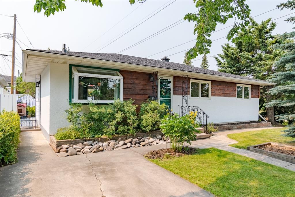 I have sold a property at 303 42 STREET SW in Calgary
